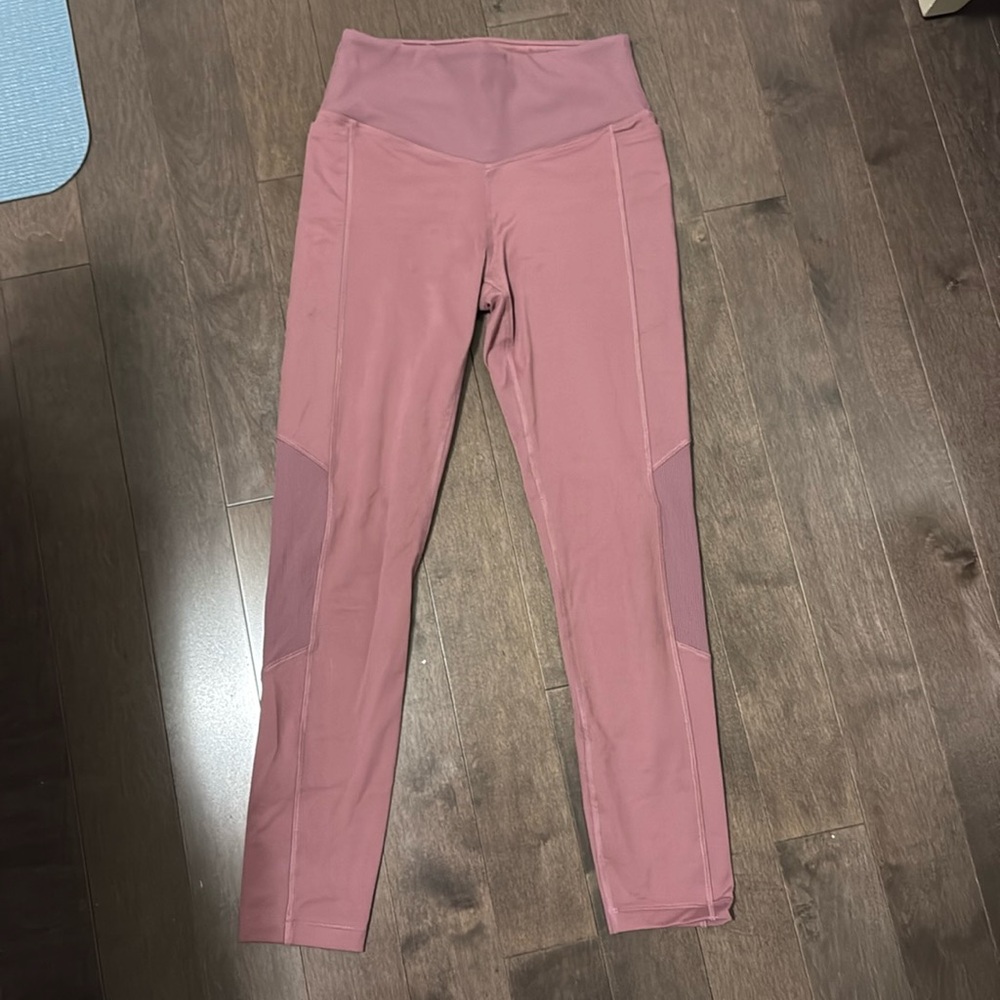 Pink VS leggings like new!